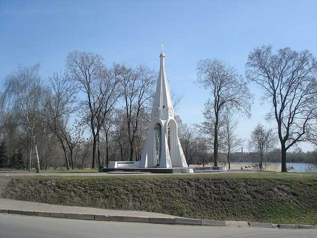 Памятник второму ополчению в Ярославле